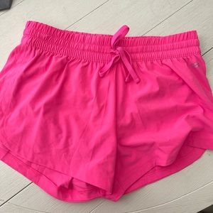 pink shorts